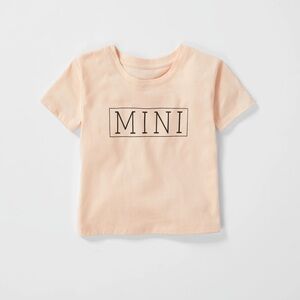 ✨BNWT - Kid's Mini Graphic Tee - size 2T✨